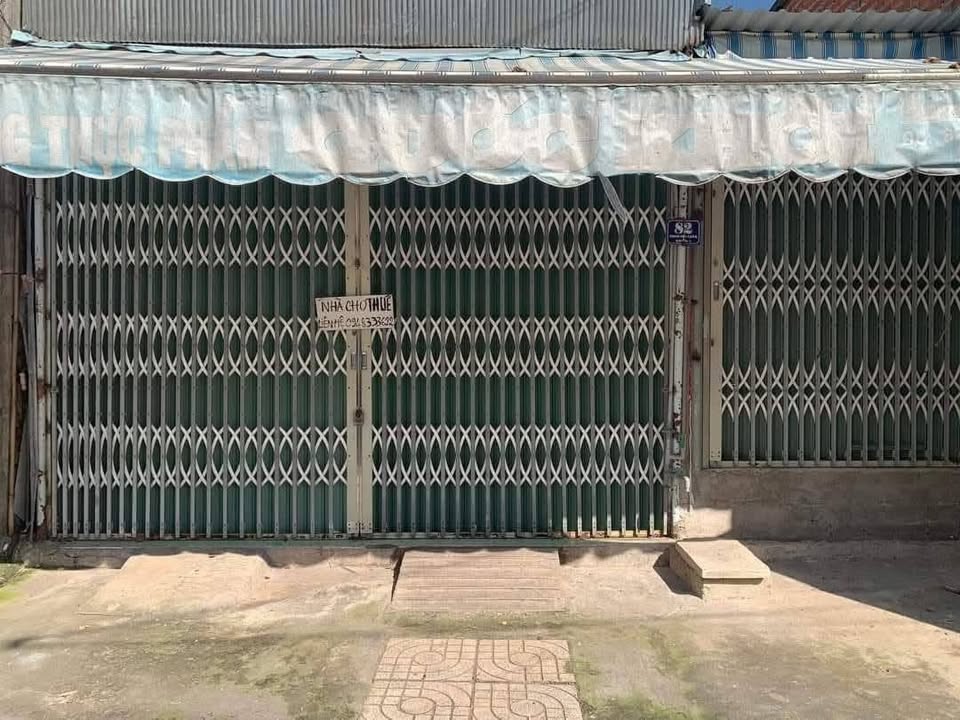 Nhà cho thuê tại 82 Phan Bội Châu, 112m² chỉ 35 triệu - Gác lửng tiện nghi!