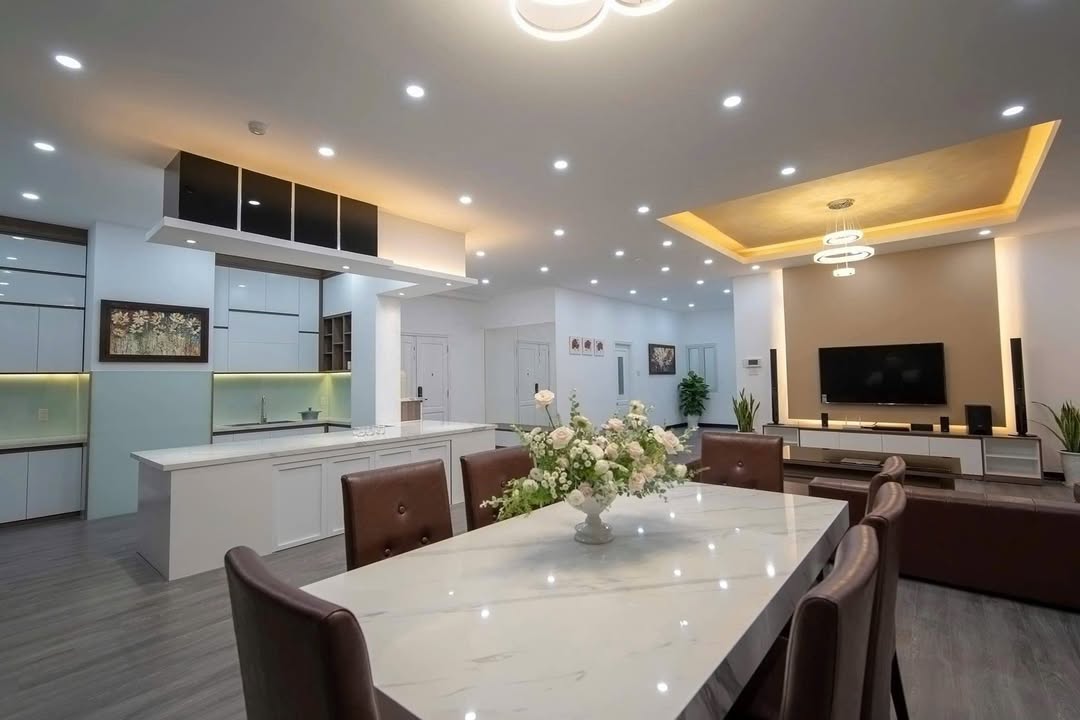 Penthouse Đà Nẵng Plaza 350m² giá 2.000 USD – Không gian sống đẳng cấp