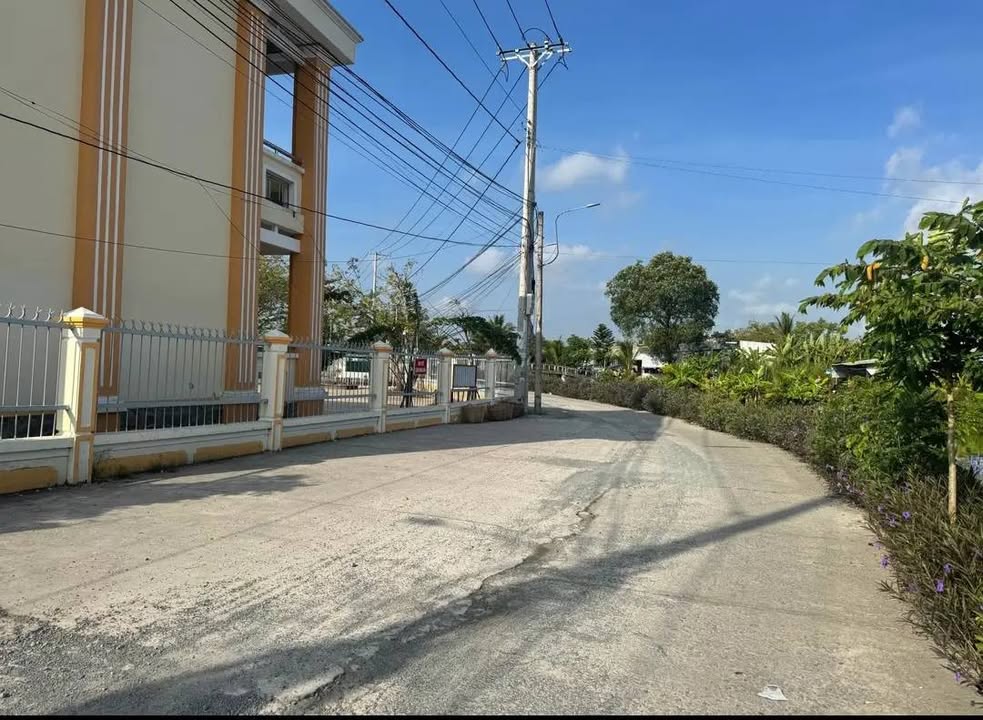 Đất thổ cư 550m² Kênh Lễ Quyền giá 1.2 tỷ - Cơ hội đầu tư tuyệt vời!