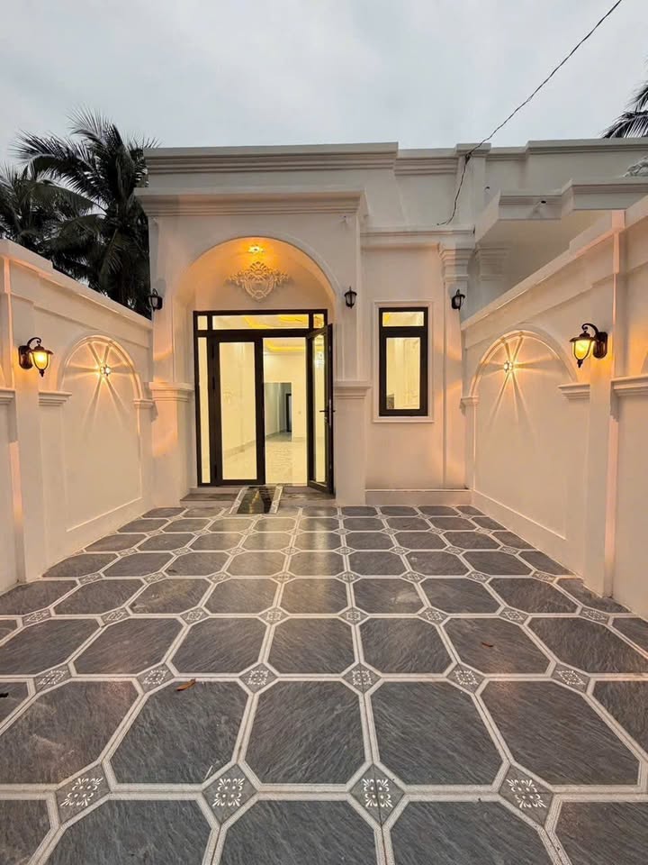 Nhà phố Phường 5, Mỹ Tho 108m² giá 1.38 tỷ - Không gian rộng rãi, tiện nghi đầy đủ!