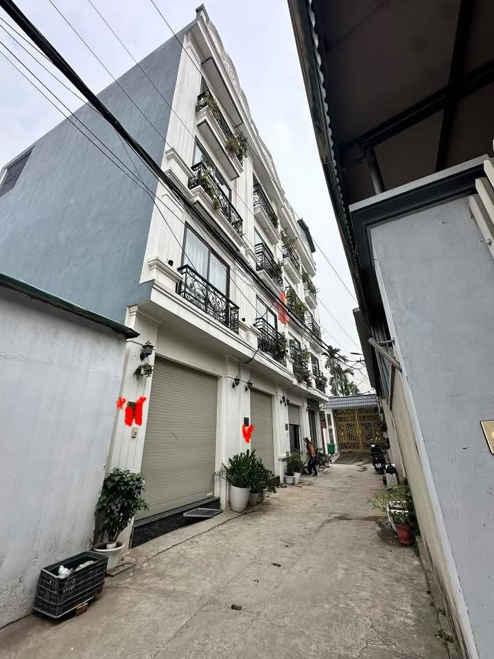 Nhà Nhổn, Huyện Hoài Đức 38m² giá 6 tỷ - Chính chủ bán, ô tô đỗ cửa!