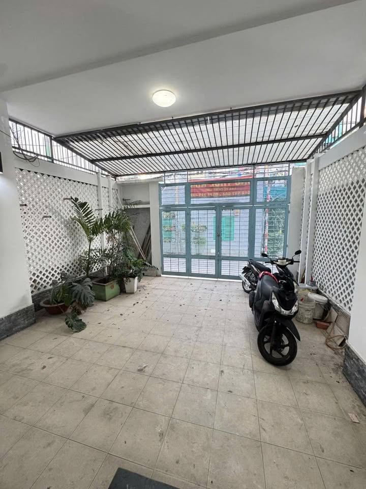 Nhà cho thuê hẻm xe tải Cách Mạng Tháng 8, Quận 3 - Diện tích 132m², giá 55 triệu/tháng