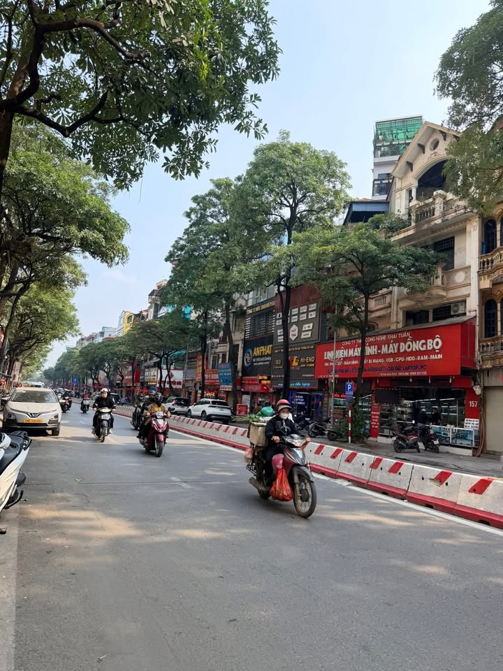 Nhà riêng Lê Thanh Nghị, Quận Hai Bà Trưng 65m² - Ô tô đỗ cửa, vị trí trung tâm!