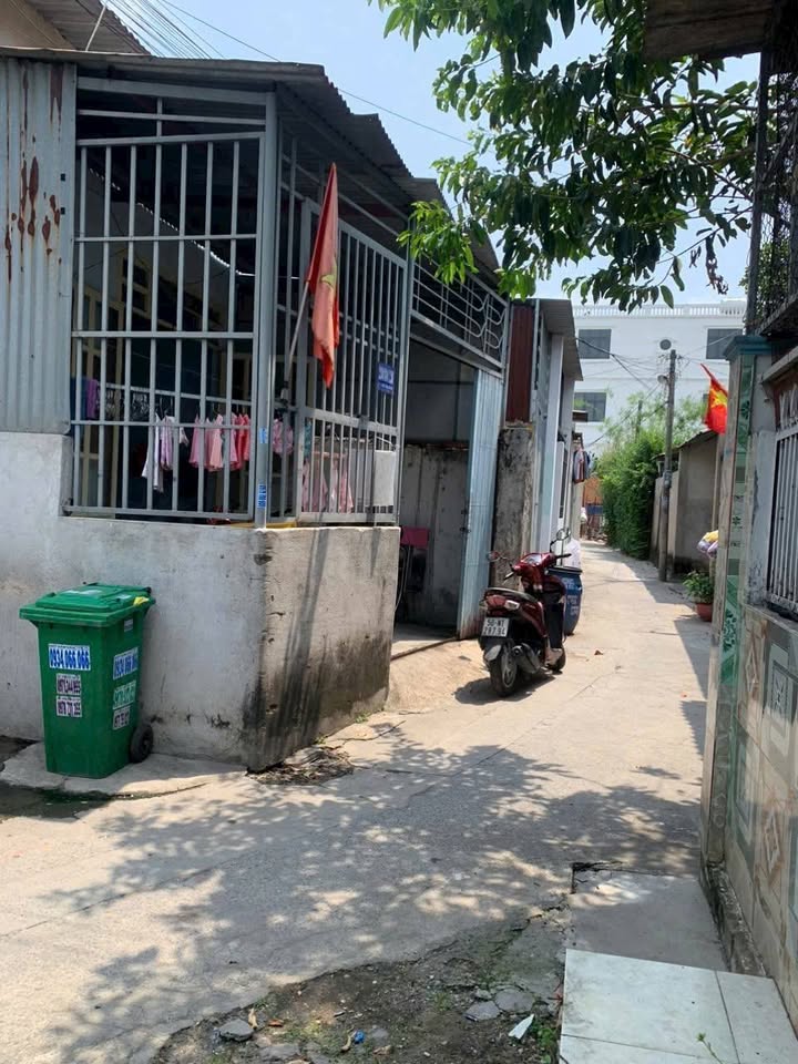 Nhà bán Hóc Môn Đông Thạnh 44m² giá 2.3 tỷ - Sổ hồng riêng chính chủ!