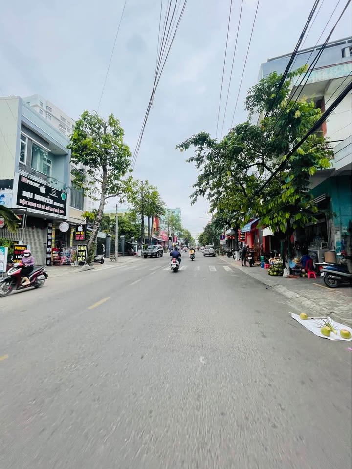 Nhà cấp 4 mặt tiền đường lớn khu Ngô Mây, 210m² giá 13 tỷ - Cơ hội đầu tư tuyệt vời!