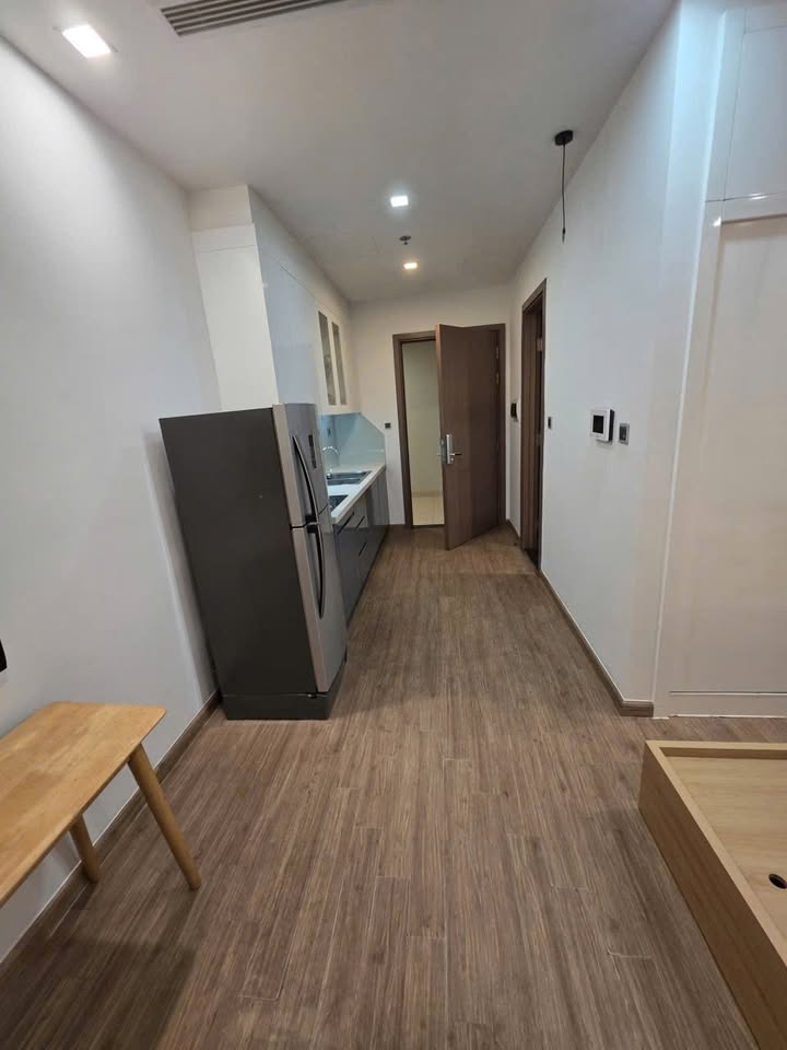 Căn hộ Vinhomes Green Bay, Hà Nội - Studio gần full đồ chỉ 8 triệu/tháng!