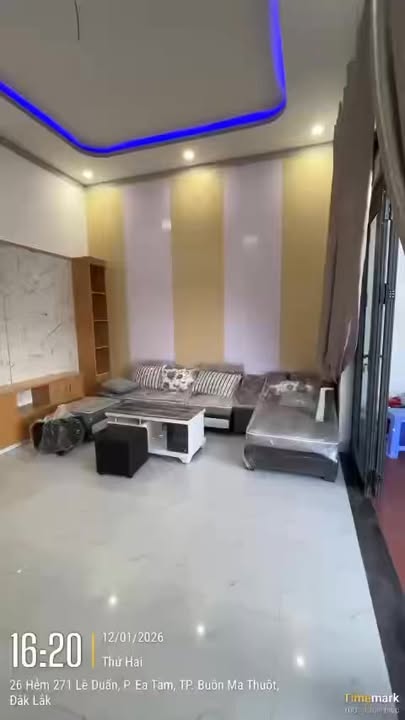 Nhà hẻm 271, Lê Duẩn, BMT 100m² giá 3.25 tỷ - Full nội thất sang trọng!