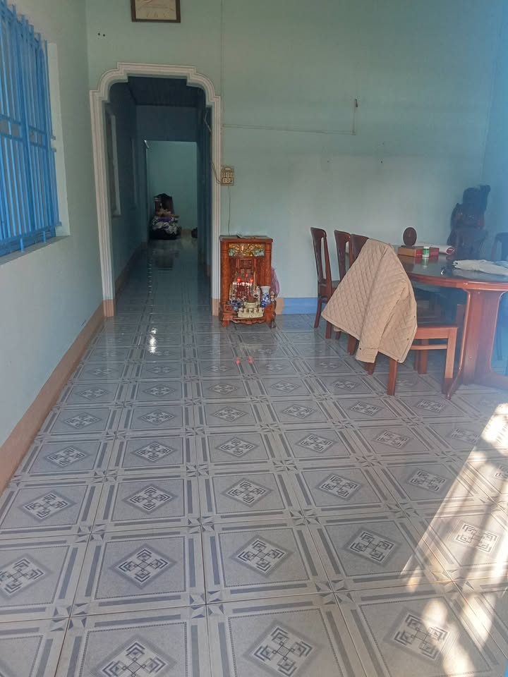 Nhà nguyên căn cho thuê tại hẻm Chu Văn An, 2PN chỉ 3 triệu - Gần trường học và bến xe!