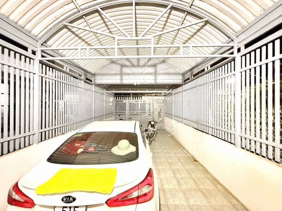 Nhà 86m² Nguyễn Ảnh Thủ, Quận 12 giá 4.3 tỷ - Ô tô vào tận nhà!