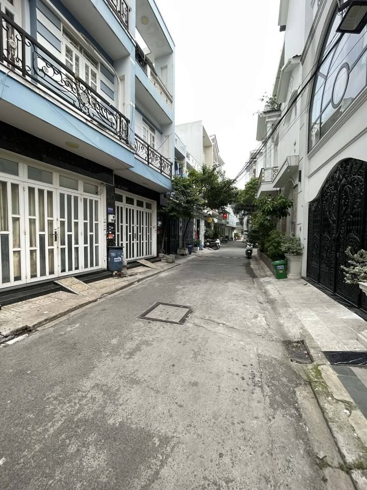 Đất nền BHH, Đường số 11, 56m² giá 5.6 tỷ - Cơ hội đầu tư hấp dẫn!