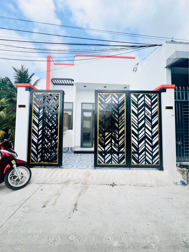 Nhà bán tại Phường Đạo Thạnh, Tiền Giang 90m² giá 1.39 tỷ - Sổ hồng chính chủ, ô tô vào tận cửa!