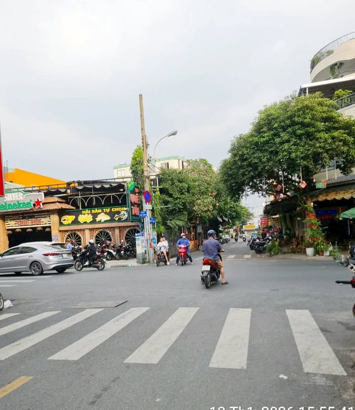 FrontHouse Tân Phú 85m² giá 700 tỷ - Mặt tiền đường 8m, phù hợp xây mới!