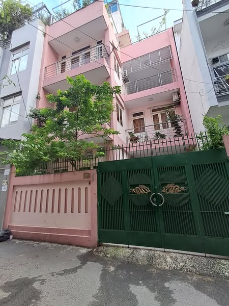 Nhà phố Mê Linh, Bình Thạnh 73m² giá 17.5 tỷ - Ô tô đậu trong nhà