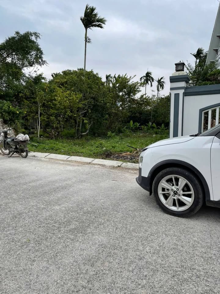 Đất nền xã Ba Đình, 180m² giá 1.08 tỷ - Hướng Tây, đường đẹp