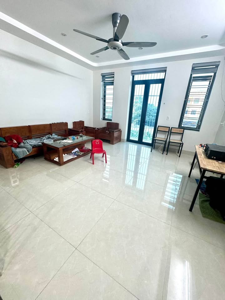 Nhà mặt tiền đường Kỳ Đồng, Thái Bình 92m² giá 8-15 triệu - Kinh doanh thuận lợi!