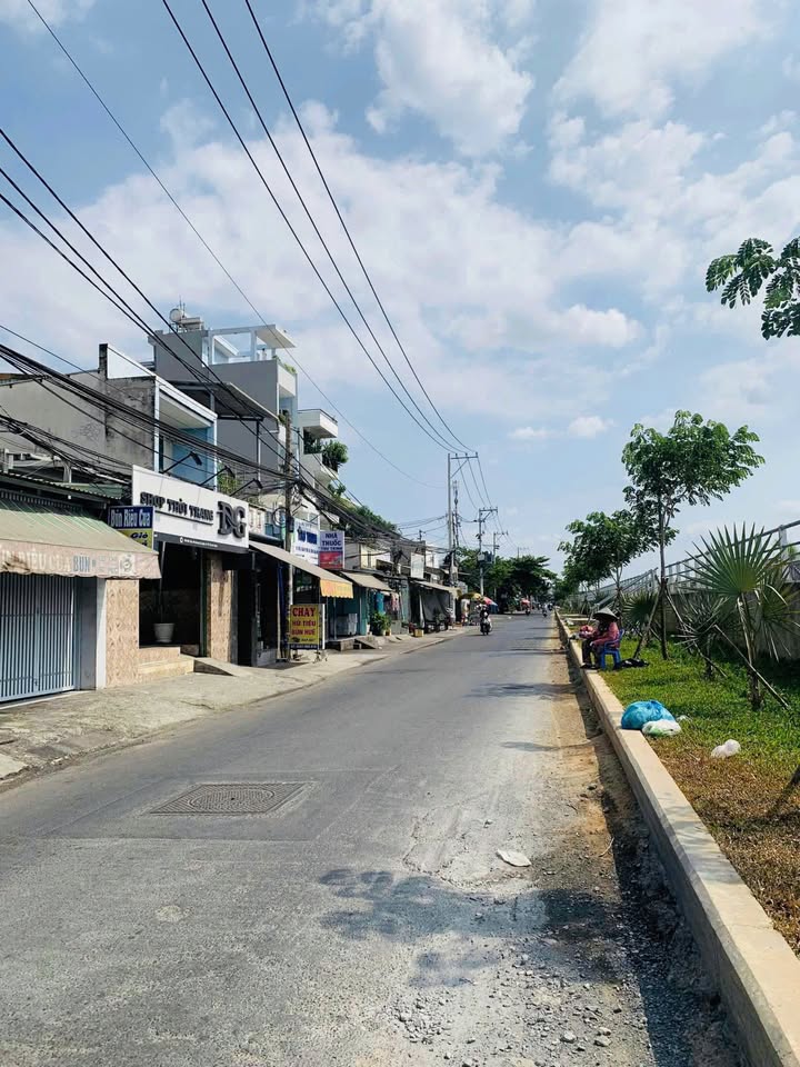 Bán gấp FrontHouse Mễ Cốc, quận 8, 255m² chỉ 8 tỷ - Pháp lý chuẩn