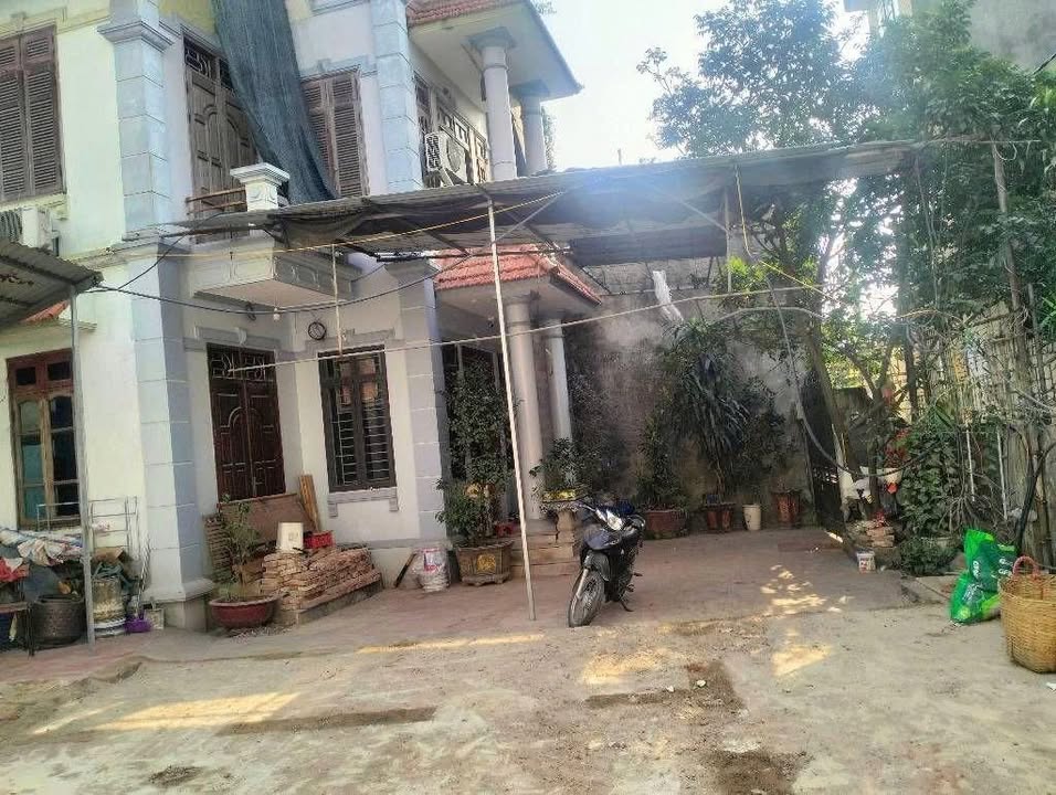 Nhà 3 tầng Nguyễn Khoái Hoàng Mai 181m² giá 24 tỷ - Sổ đỏ chính chủ, ô tô vào tận nhà!