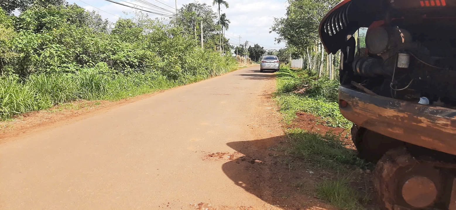 Đất nền Huỳnh Tấn Phát Buôn Hồ 380m² giá 9.5 tỷ - Tiềm năng kinh doanh lớn!