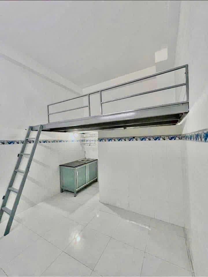Phòng trọ Tân Phú 20m² giá 2.49 triệu - Không chung chủ, giờ giấc tự do!