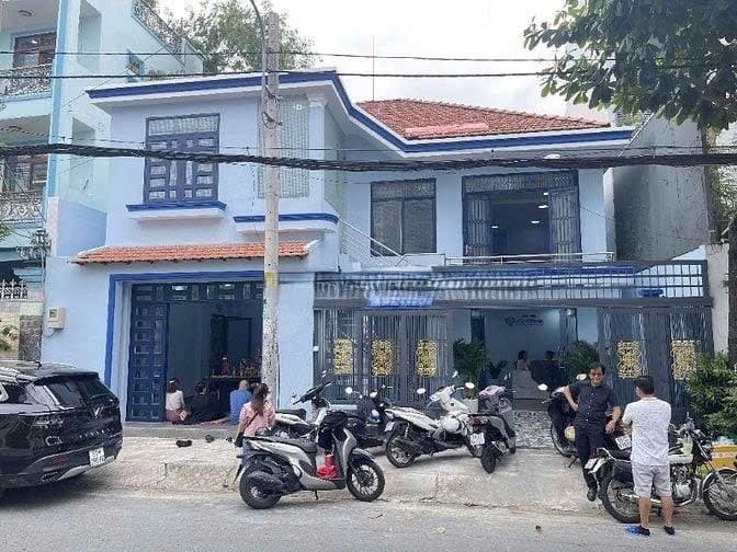 Nhà cho thuê tại Đường A, Phú Thạnh, Tân Phú 168m² - Phù hợp cho gia đình và văn phòng