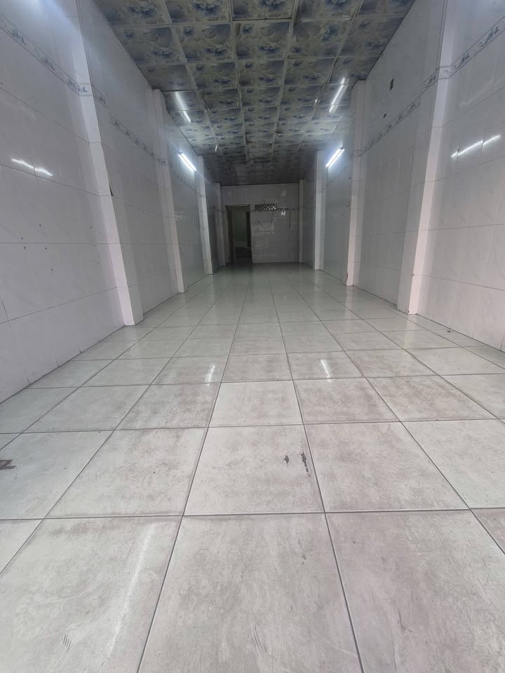 Nhà mặt tiền Mã Lò, Bình Tân 60m² giá 10 triệu - Thích hợp kinh doanh!