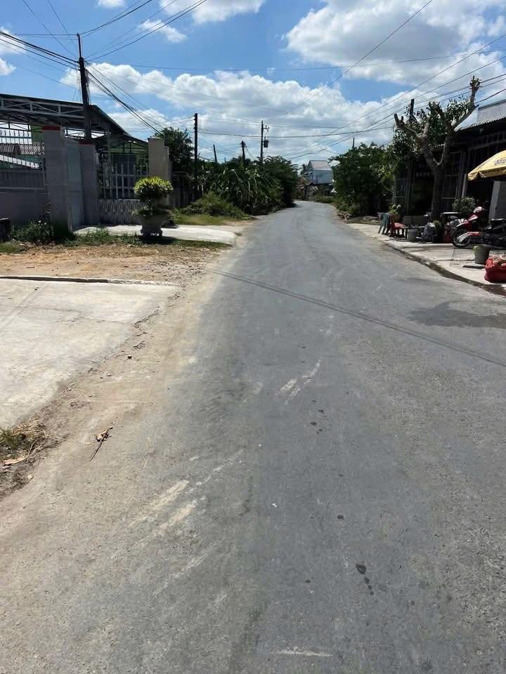 Nhà cấp 4 cho thuê Phường Tân Khánh 152m² giá 4 triệu - Ô tô vào tận nhà!