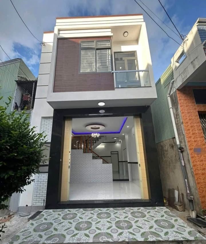 Bán nhà 2 tầng hẻm Cạn Đường Tháp Đôi Quy Nhơn 67.6m² giá 2.85 tỷ - Thiết kế hợp lý, tiện nghi!