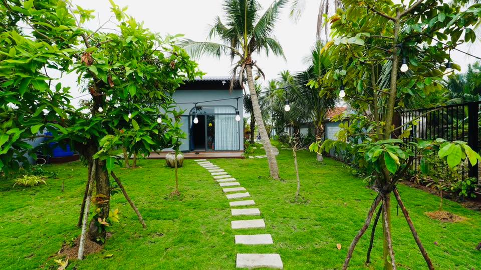 Nhà vườn Đức Tân, Tân Trụ 454m² giá 4.9 tỷ - Không gian sống hiếm có!