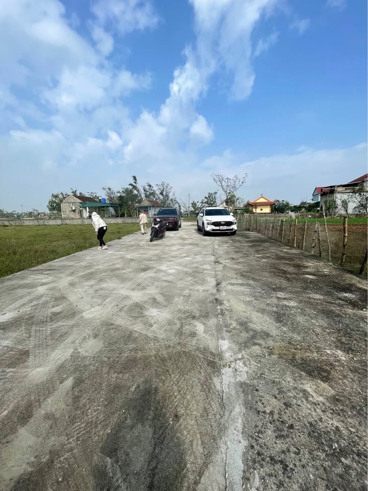 Đất nền Hồng Khánh, Xuân Dương 187m² giá 800 triệu - Sổ hồng chính chủ, đầu tư sinh lời!