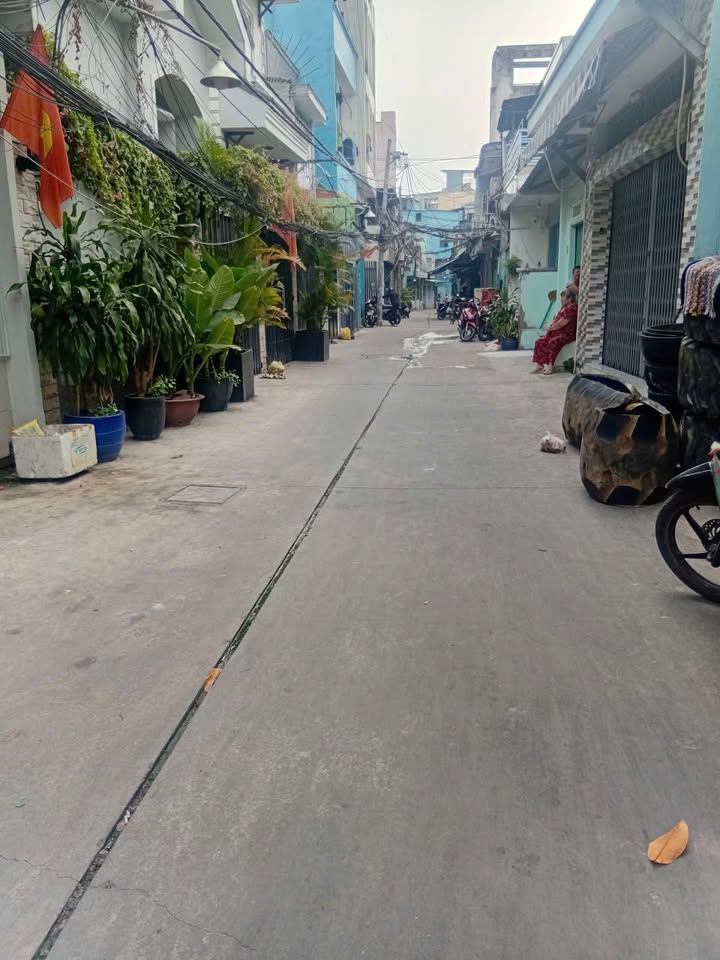 Nhà phố Âu Cơ, Lạc Long Quân Q.11 212m² giá 16.5 tỷ - Nở hậu 15.9m cực đẹp!