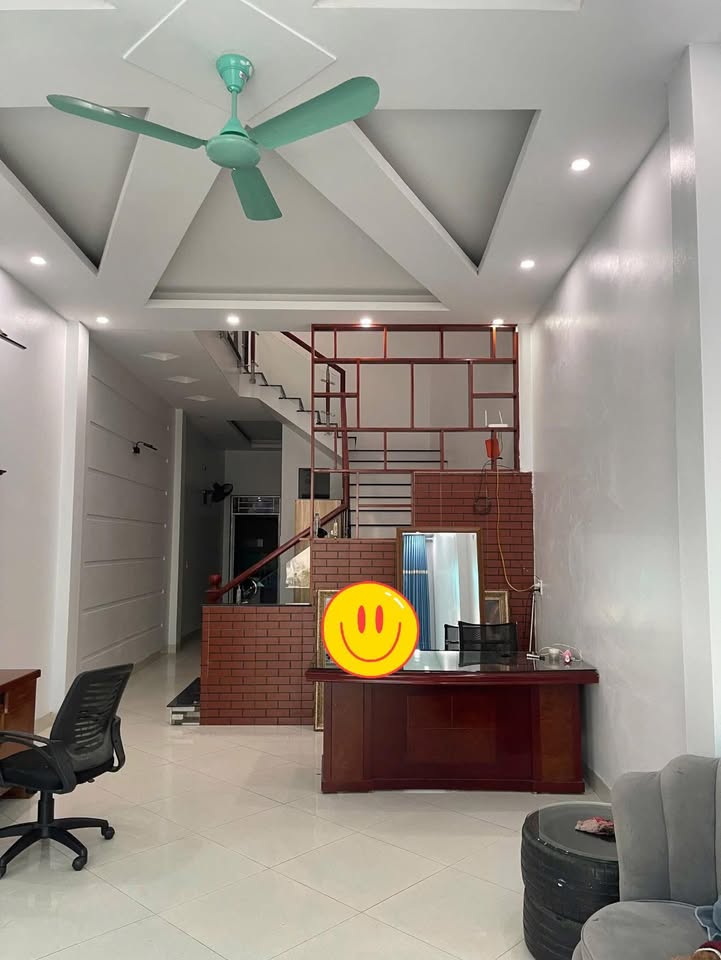 Nhà 2,5 tầng khu dân cư số 3, đường Thân Nhân Tín 80m² giá 4 tỷ - Cơ hội đầu tư tuyệt vời!