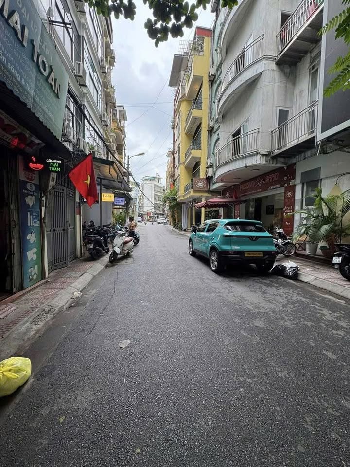 Nhà đẹp Hoài Đức 38m² giá chỉ 6.X tỷ - Ô tô vào tận nhà!