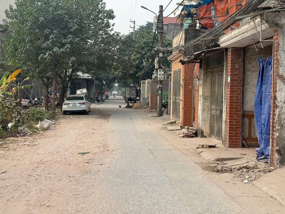 Nhà phố Yên Viên 51m² giá 1,x tỷ - Đầu tư sinh lời ngay vị trí trung tâm!