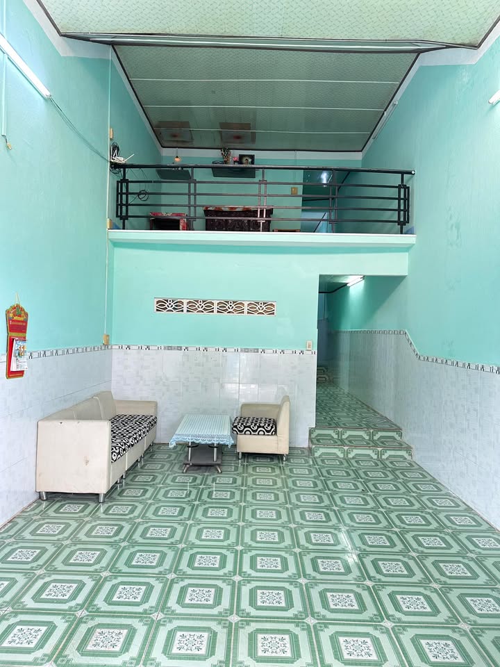 Nhà mê lửng hẻm Tây Sơn, Quy Nhơn 70m² giá 900 triệu - Pháp lý đầy đủ!