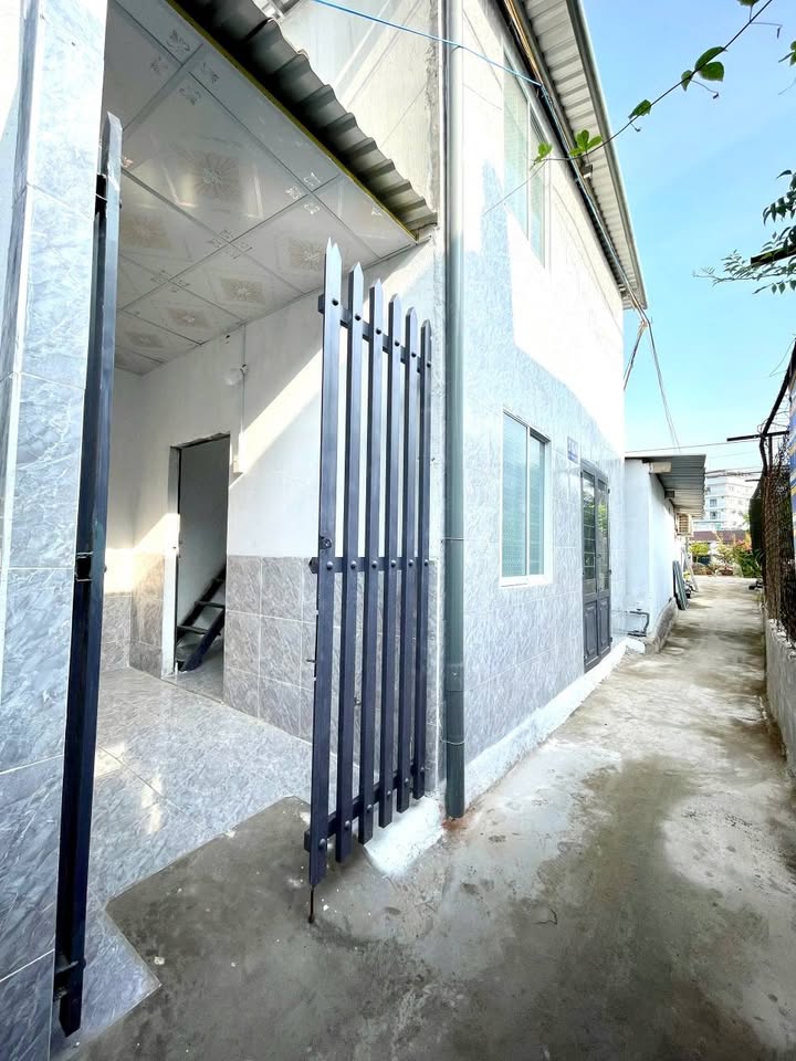 Nhà cho thuê mới xây tại KDC Hồng Loan 6A, Cần Thơ - Chỉ 2,3 triệu/tháng!