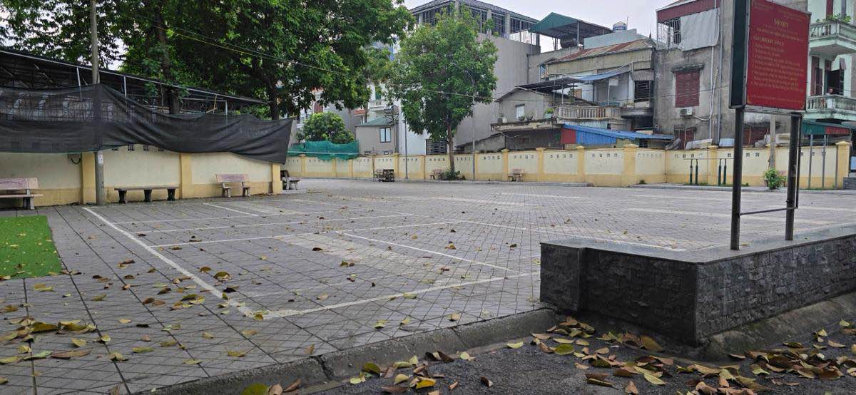 Bán đất An Dương Vương, Tây Hồ 77m² giá 14 tỷ - Tặng nhà 2 tầng cũ!