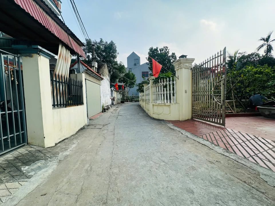 Đất nền Phố Cổ Ninh Bình 53m² giá 3 tỷ - Gần chợ Trung Nhì, tiện ích đầy đủ!