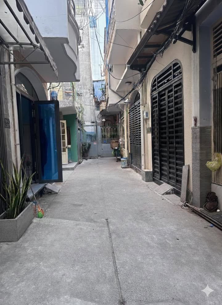 Nhà riêng Hẻm 3G Trường Sa Quận Phú Nhuận 76m² giá 7.15 tỷ - Tiện cải tạo xây mới!