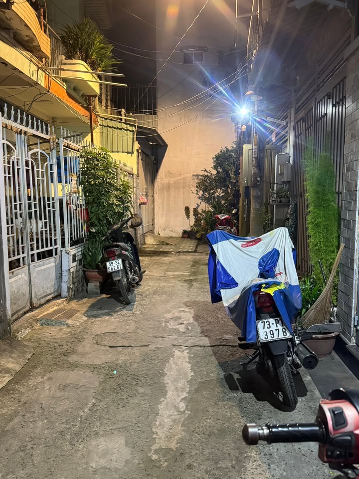 Nhà phố Gò Vấp 49m² giá 5 tỷ - Chính chủ bán gấp!