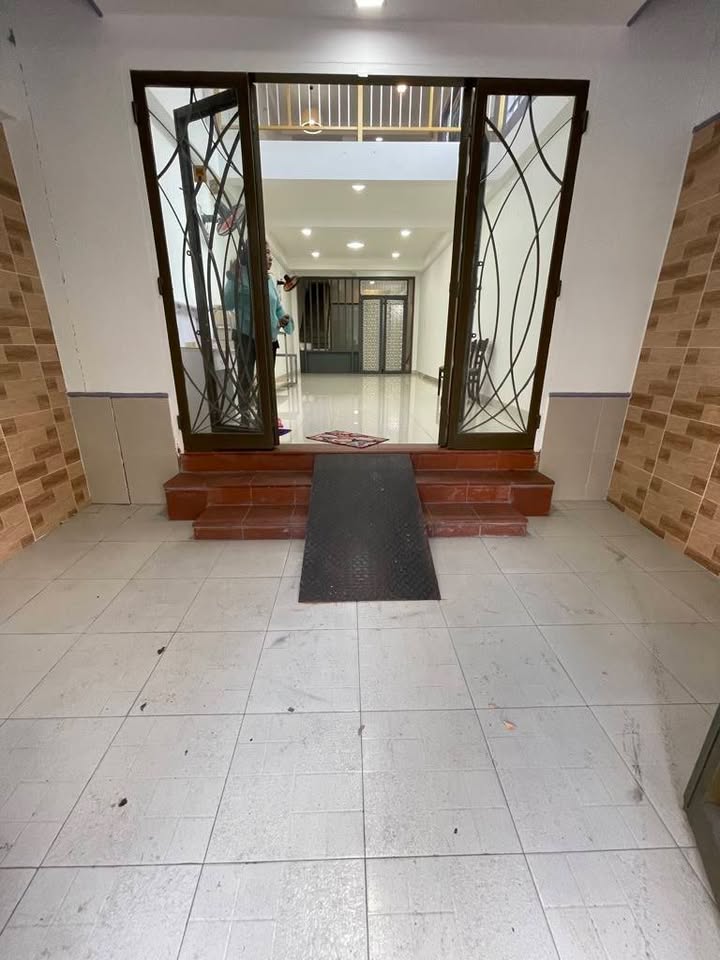 FrontHouse tại Quận 6, HCM 64m² giá nhỉnh 11 tỷ - Đầu tư sinh lời ngay!