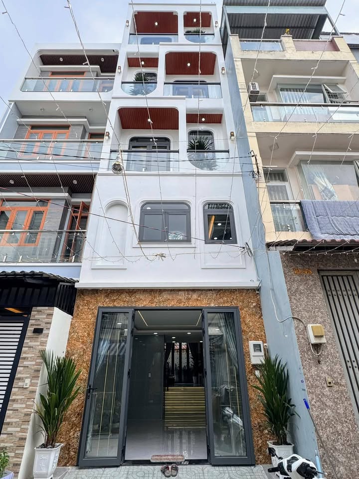 Nhà phố 2 mặt hẻm Lô Tư, Bình Tân 68m² giá 8.5 tỷ - Đẳng cấp và tiện nghi!