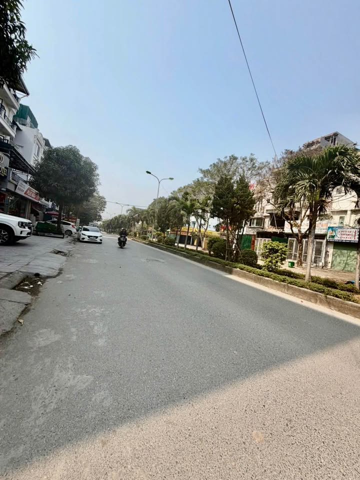 FrontHouse Trịnh Văn Bô 100m² giá 24 tỷ - Vỉa hè 7m hiếm có cho kinh doanh!