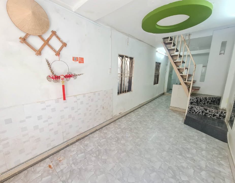 Nhà 2 tầng 25m² Kiệt Ông Ích Khiêm - Giá chỉ 2.6 tỷ, Sẵn sàng vào ở ngay!