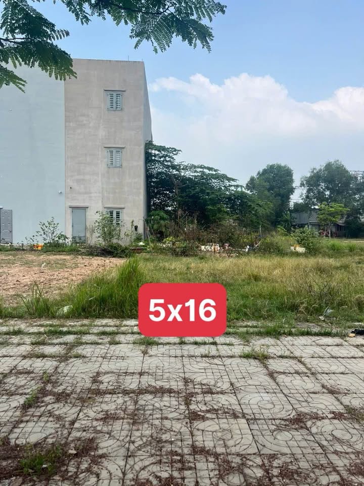 Đất thổ cư KDC Xuyên Á, 80m² giá 2.7 tỷ - Vị trí đẹp, tiện ích đầy đủ!