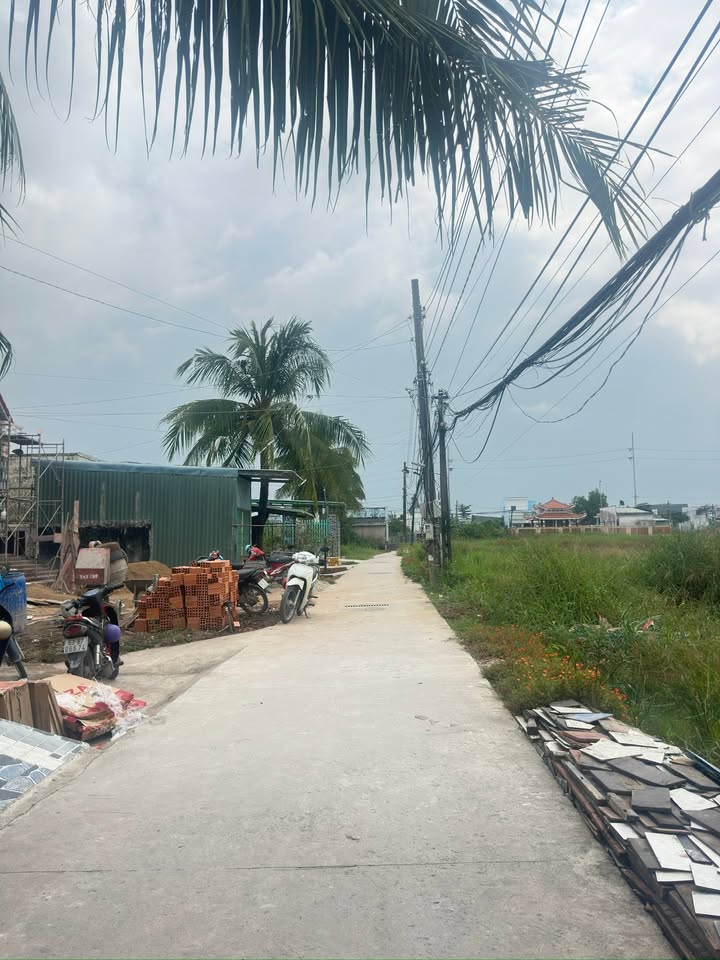 Nhà cấp 4 Thị trấn Vàm Láng, Gò Công Đông 129m² - Gần chợ, trường học, giá chỉ 450 triệu!