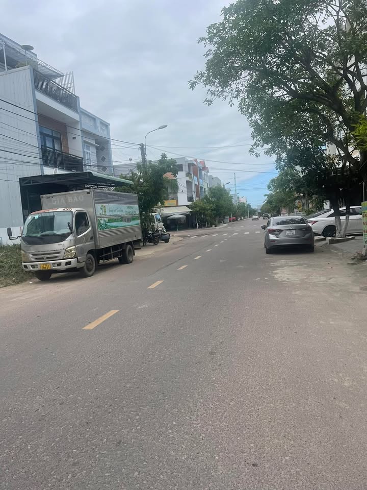 FrontHouse Sư Đoàn 3 Sao Vàng 75m² giá 4.1 tỷ - Mặt tiền kinh doanh đắc địa!