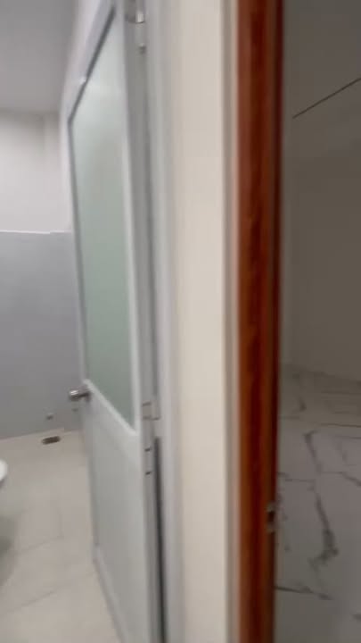 Nhà cho thuê Lương Văn Can, Quận 8, 81m² giá 10 triệu - Hẻm thông thoáng, tiện nghi đầy đủ!