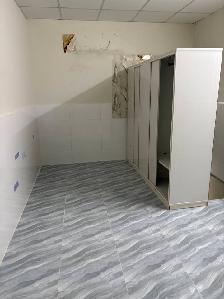 Cho thuê phòng trọ hẻm Dương Bá Trạc, Quận 8, 28m² - An ninh tốt, tiện nghi đầy đủ!