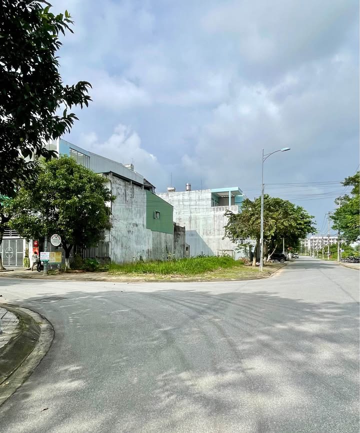 Đất lô góc Trần Quang Khải, Quảng Ngãi 218m² giá 5 tỷ - Vị trí kinh doanh đắc địa!