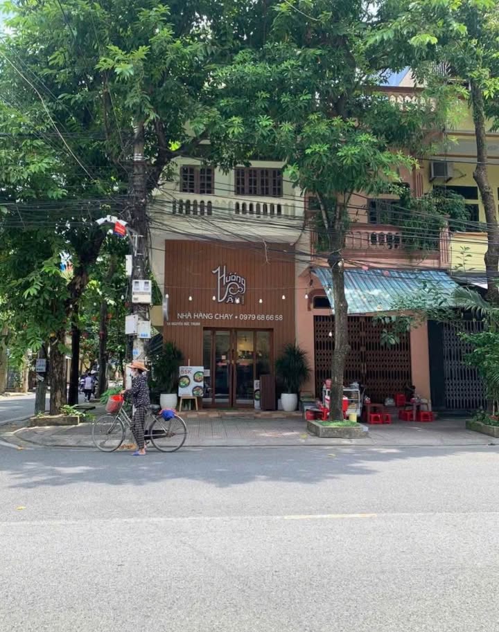 Nhà mặt tiền đường Nguyễn Đức Thuận 64m² giá 8.x tỷ - Mặt tiền đẹp, kinh doanh thuận lợi!